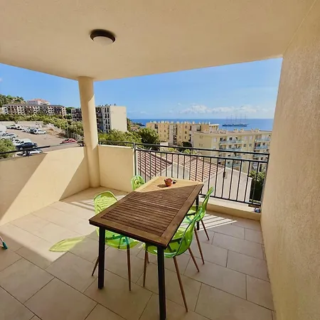 Apartment Incredible Sea View And Covered Parking Space